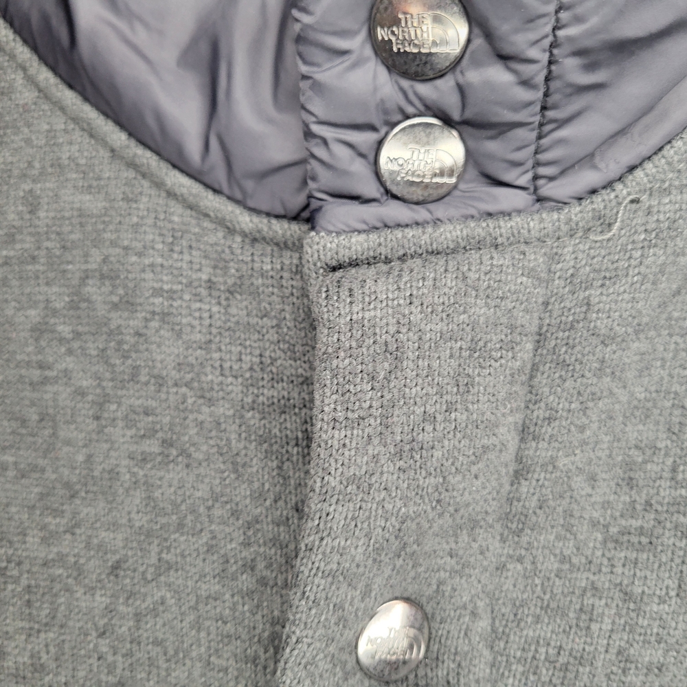 The North Face Men's Gray Jacket - Picture 3 of 16